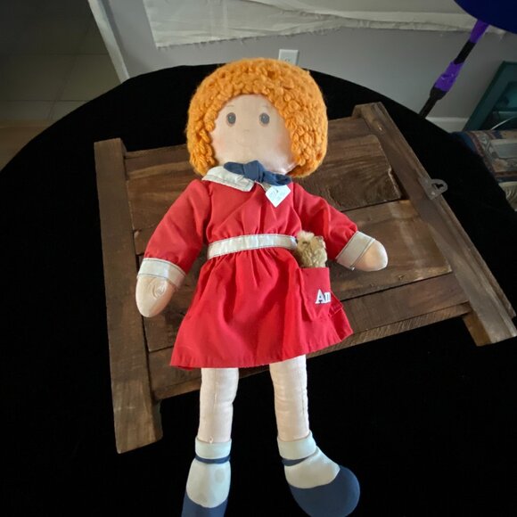 ANNIE W/DOG - Picture 2 of 8